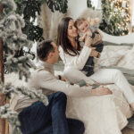 fotosesija su mama, tėčiu ir sūnumi